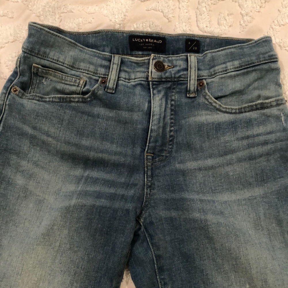 Lucky Brand - Ava Mid Rise Crop Jeans. Light distressing